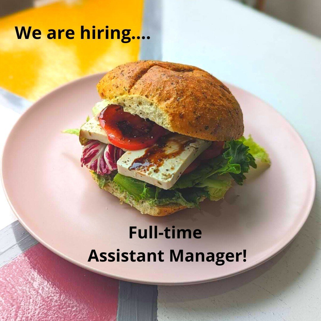 We are hiring! 
Full time Assistant Manager - 5 days over 7, 35+ hours, &pound;10.50ph, + tips, includes paid breaks, free food &amp; coffee on shift! 
Are you a natural at customer service - love coffee - proactive and cool under pressure? Apply now